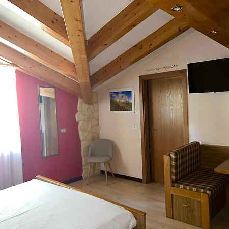 Hotel Rododendro Val Di Fassa Campitello di Fassa Esterno foto