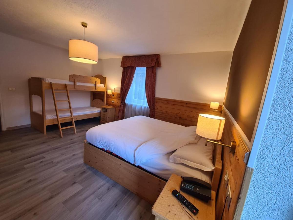 Hotel Rododendro Val Di Fassa Campitello di Fassa Esterno foto