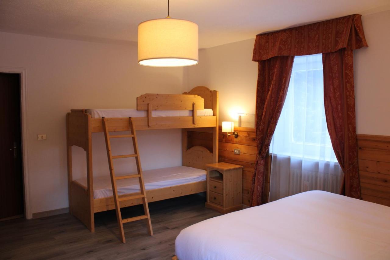 Hotel Rododendro Val Di Fassa Campitello di Fassa Esterno foto