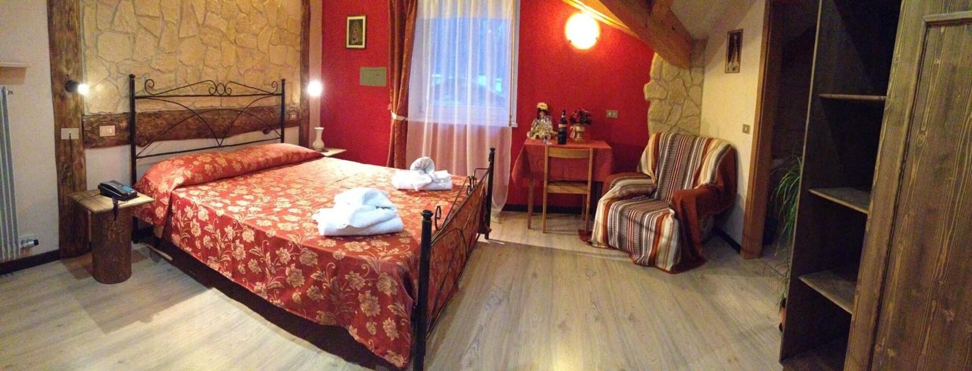 Hotel Rododendro Val Di Fassa Campitello di Fassa Esterno foto