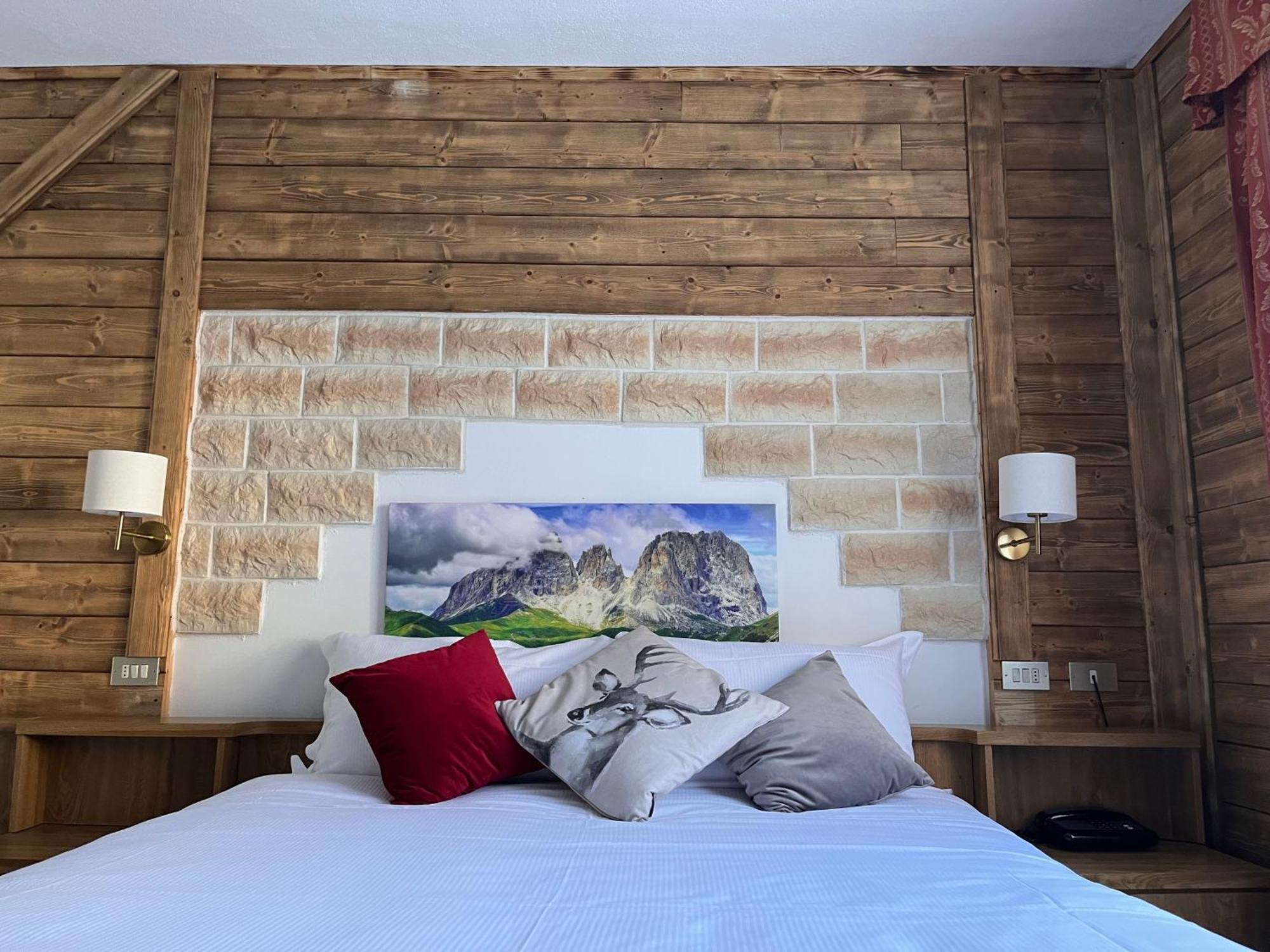 Hotel Rododendro Val Di Fassa Campitello di Fassa Esterno foto